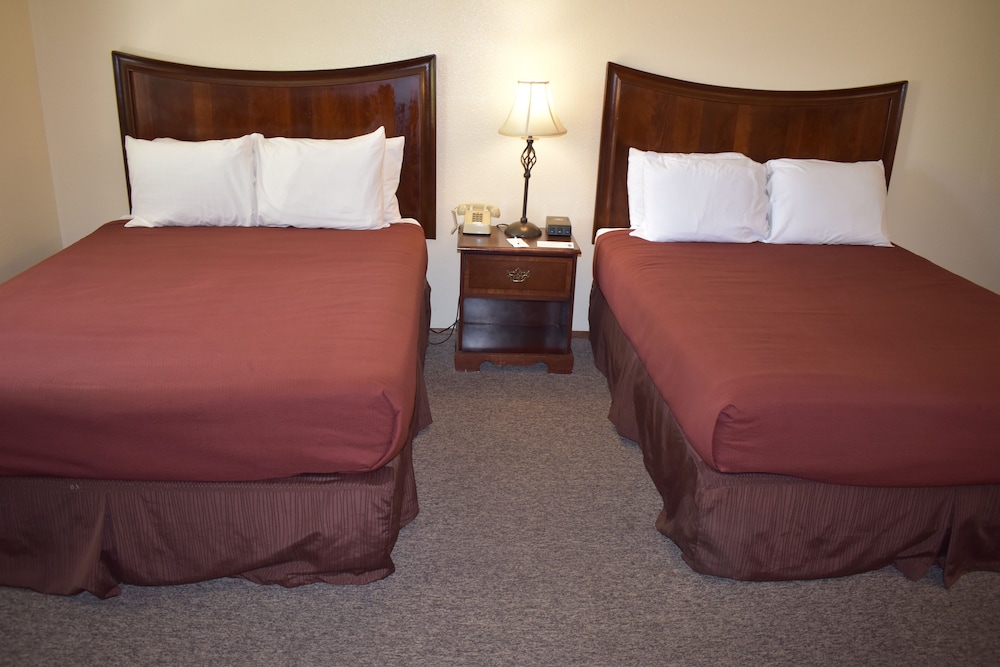 Lazy J Ranch-Americas Best Value Inn 28/52