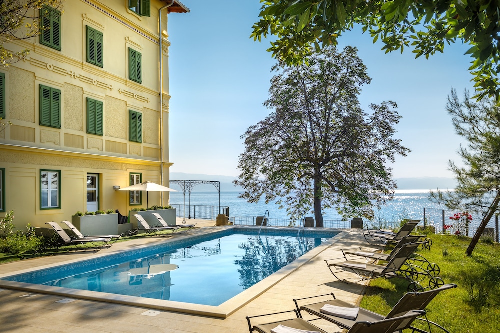 REMISENS VILLA BELVEDERE 1/66