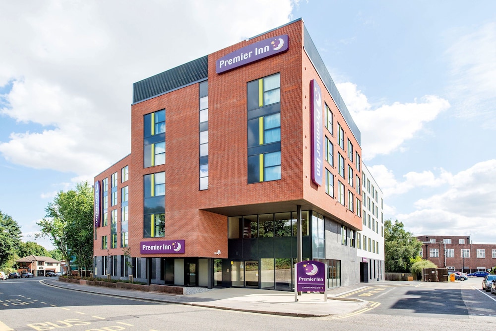Premier Inn Chelmsford City Centre 52/58