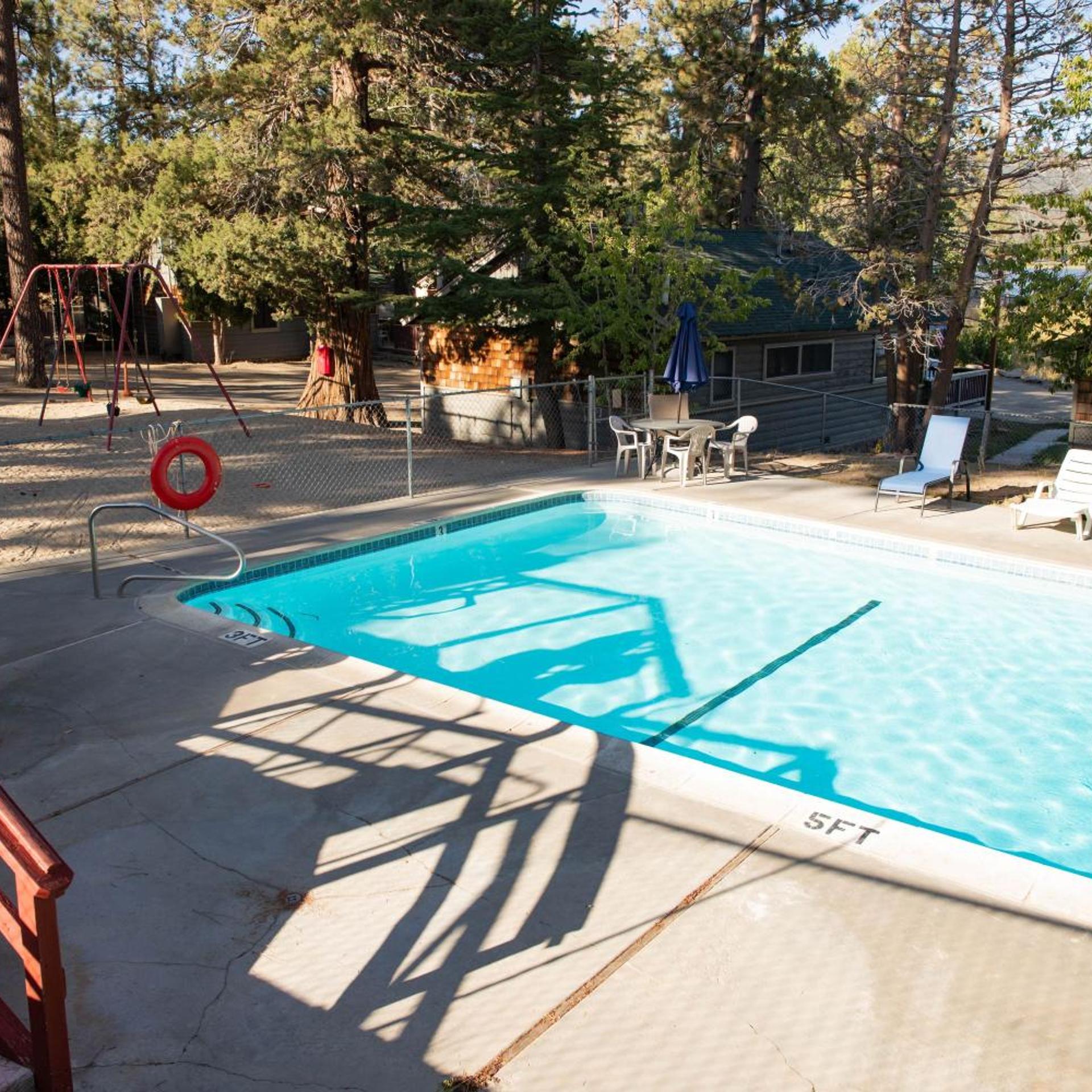 Sunrise Lakefront Family Cabin by Big Bear Vacations 14/39