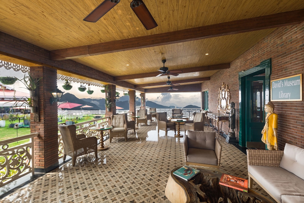 MAYFAIR Himalayan Spa Resort 31/45
