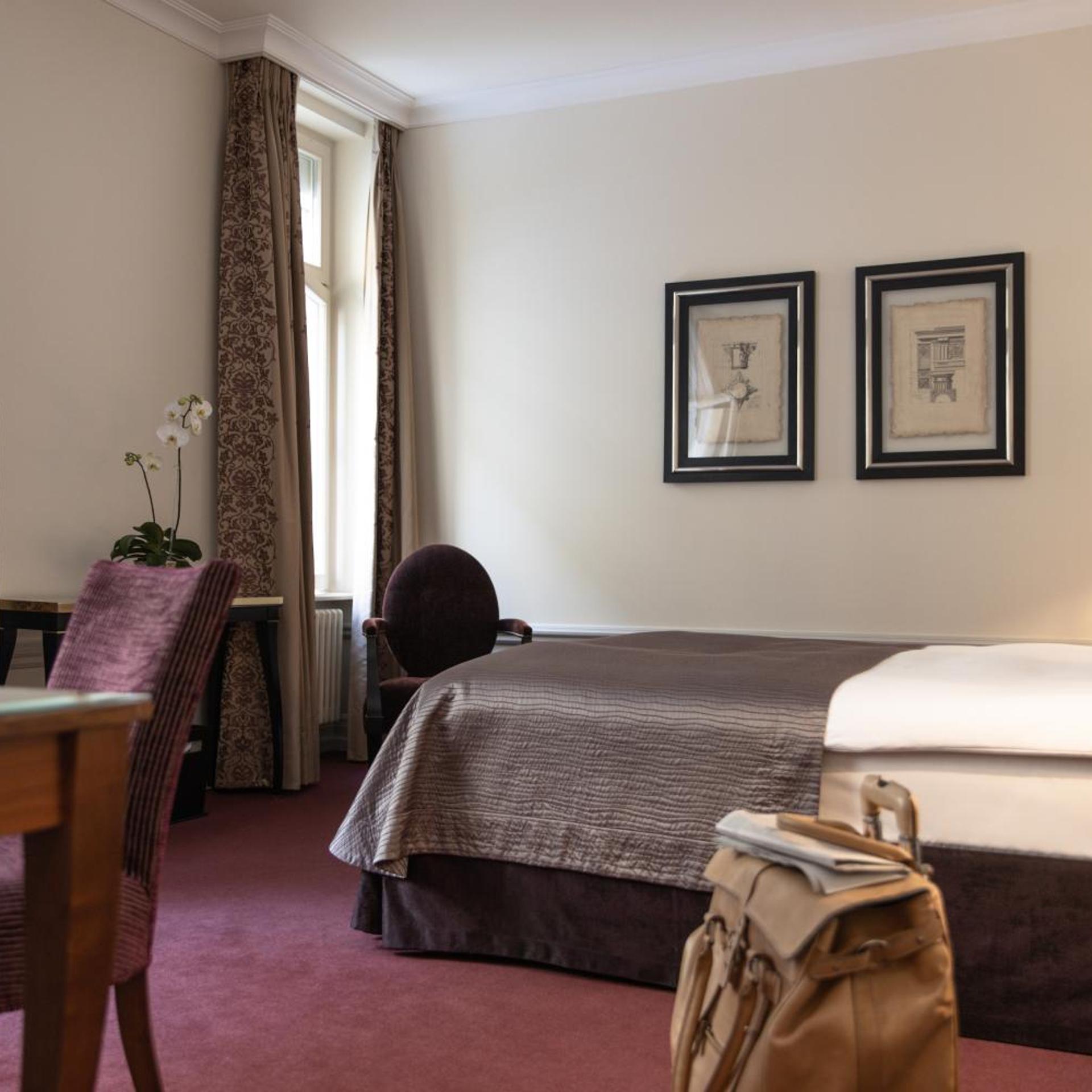 غرفة قياسية مفردة، Bellevue Palace 4/10