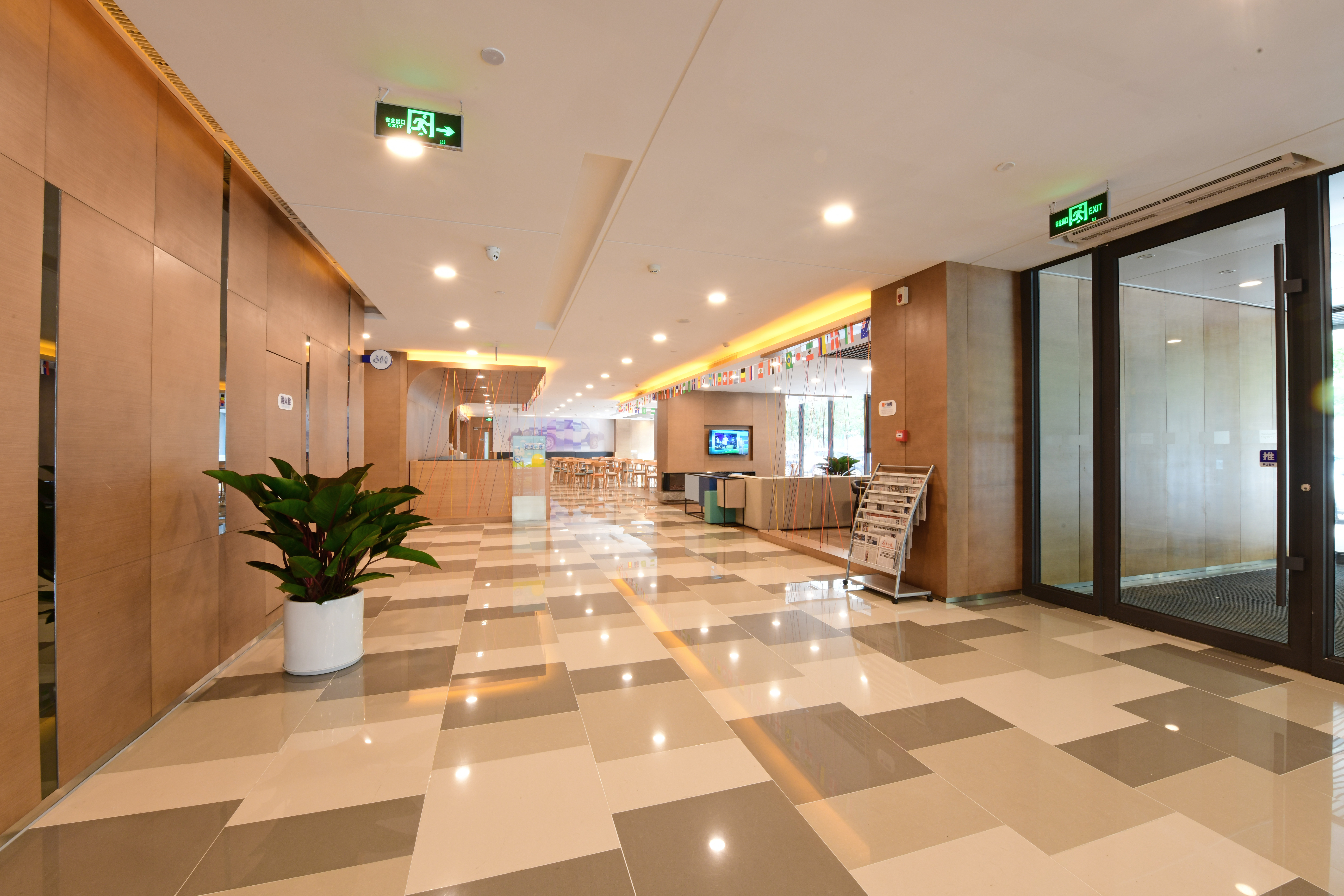 HOLIDAY INN EXPRESS CHANGCHUN HIGH-TECH ZONE 8/21