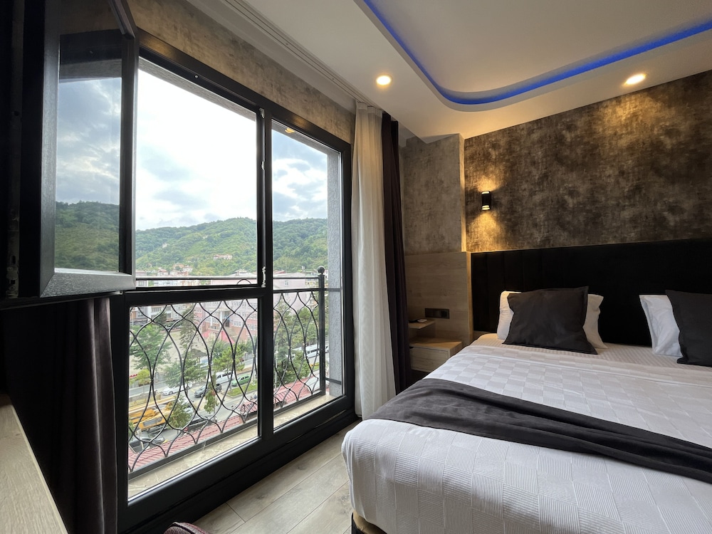 Avni Bey Otel 6/43