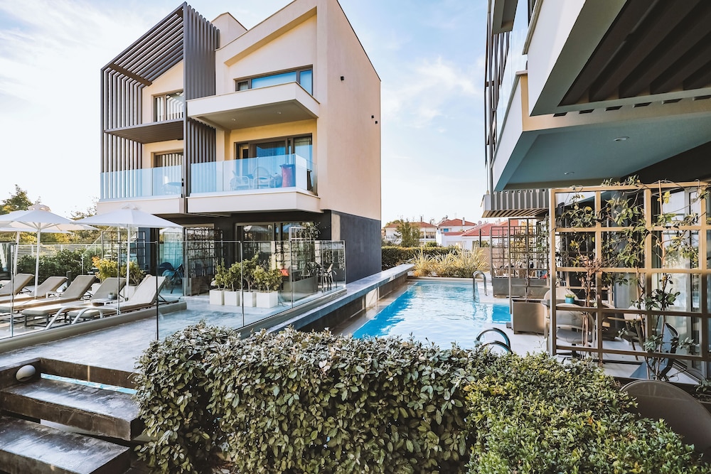 Serenity Suites 29/50