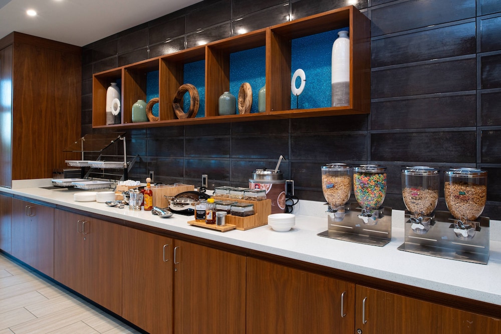 SPRINGHILL SUITES KANSAS CITY NORTHEAST 30/36