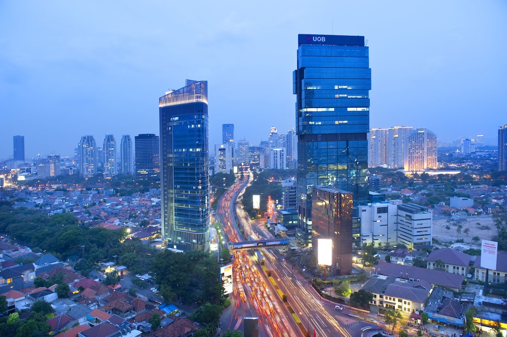 Mandarin Oriental, Jakarta 35/86