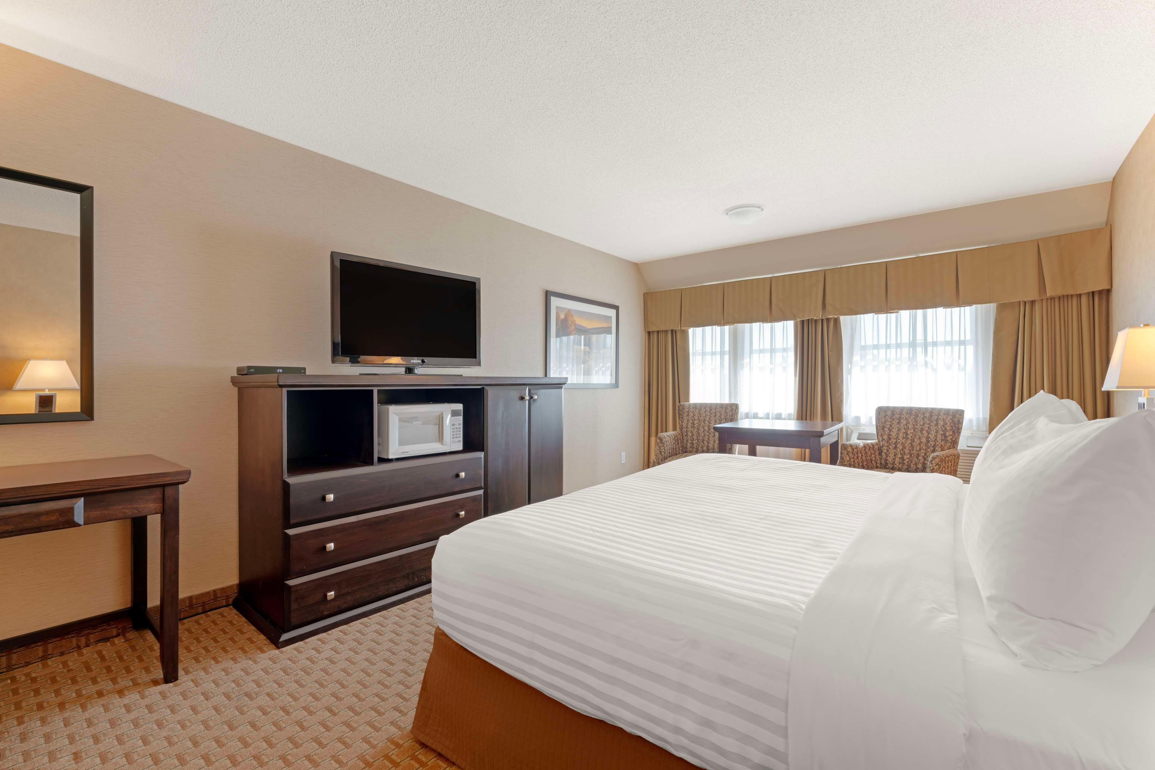 Room, Double Bed