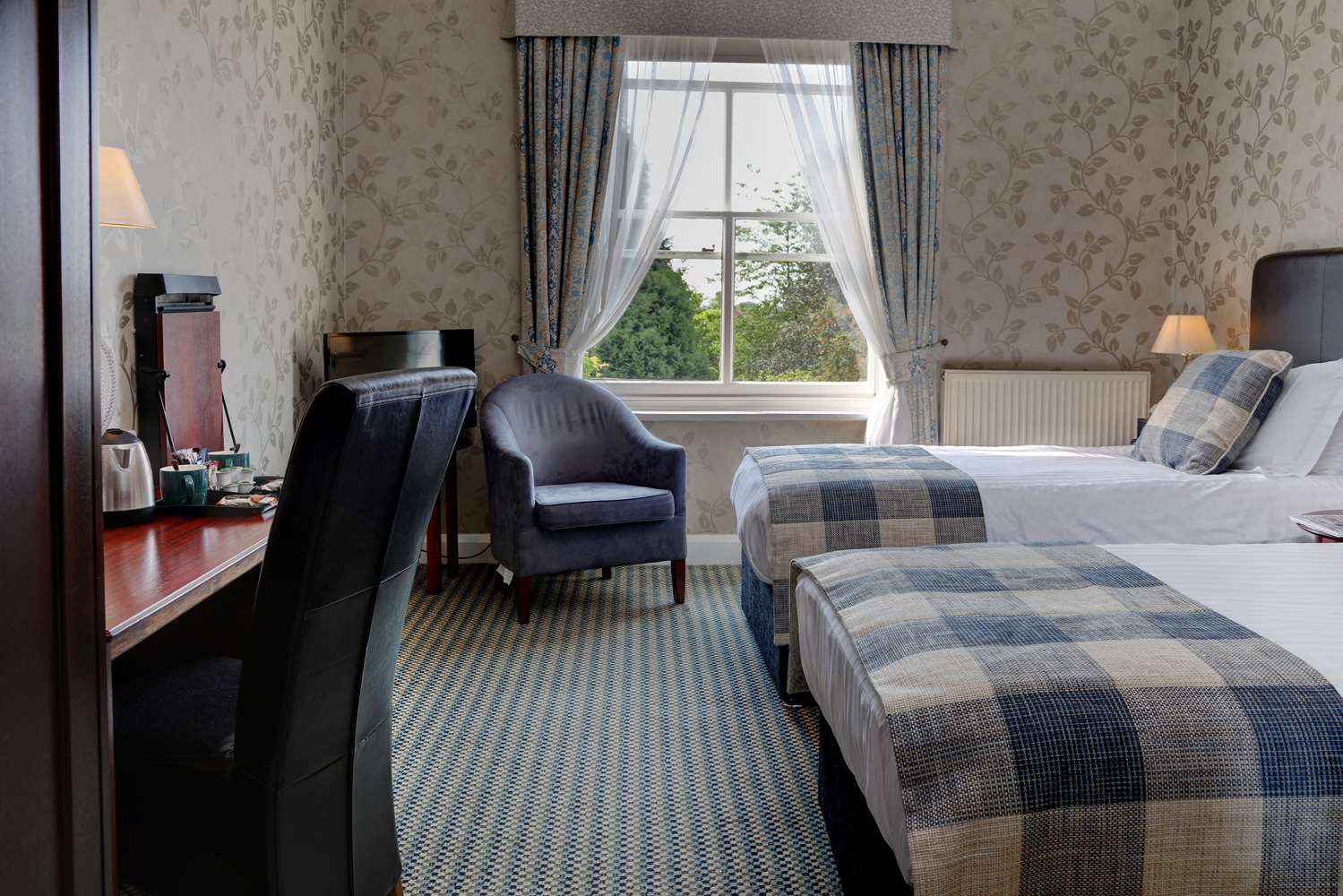 Standard, Twin Beds