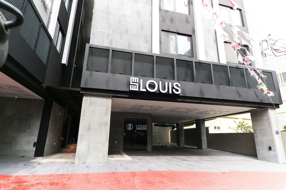 Louis Hotel 7/46