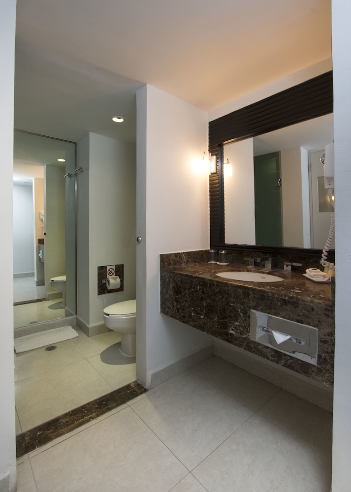 Grand Decameron Los Cabos a Trademark All Inclusive Resort 48/48