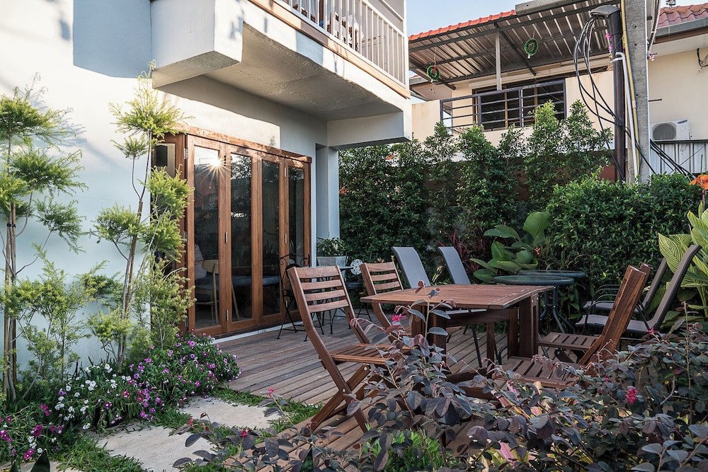 Nuan Boutique Hotel 58/63