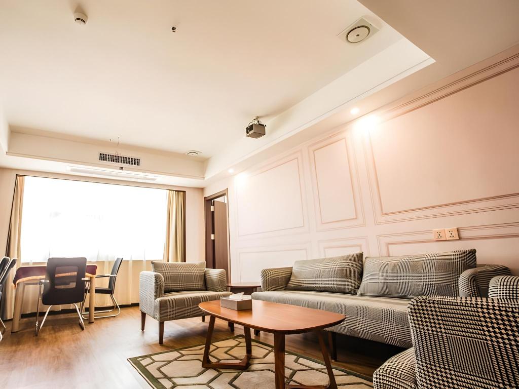 GME Hotel Anqing Qianshan County Fortune Plaza 15/23