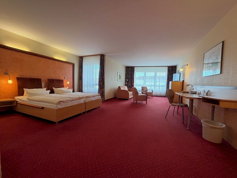 Ascot Bristol Hotel Potsdam 13/55