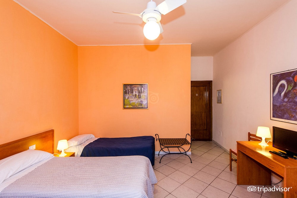 HOTEL LEOPOLDA 16/50