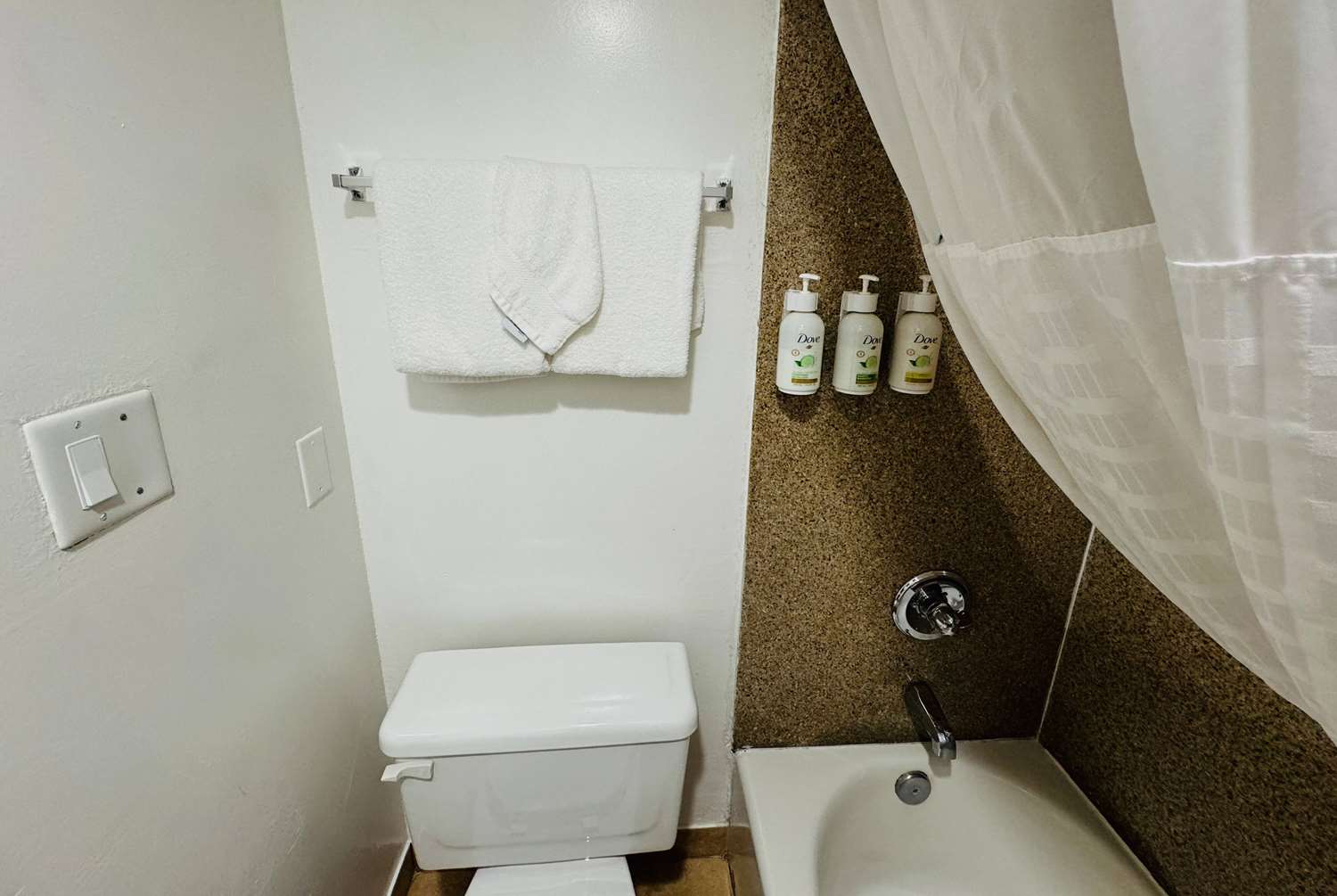 Ramada by Wyndham San Diego Airport 37/42