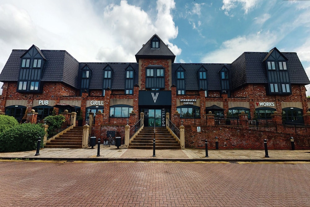 Village Hotel Warrington 60/65