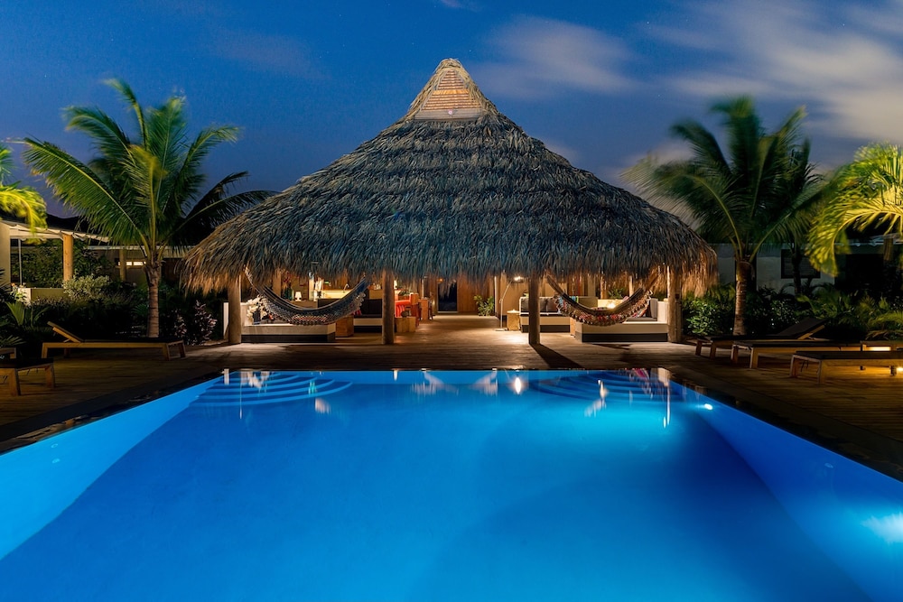 Windhoek Resort Bonaire 42/49