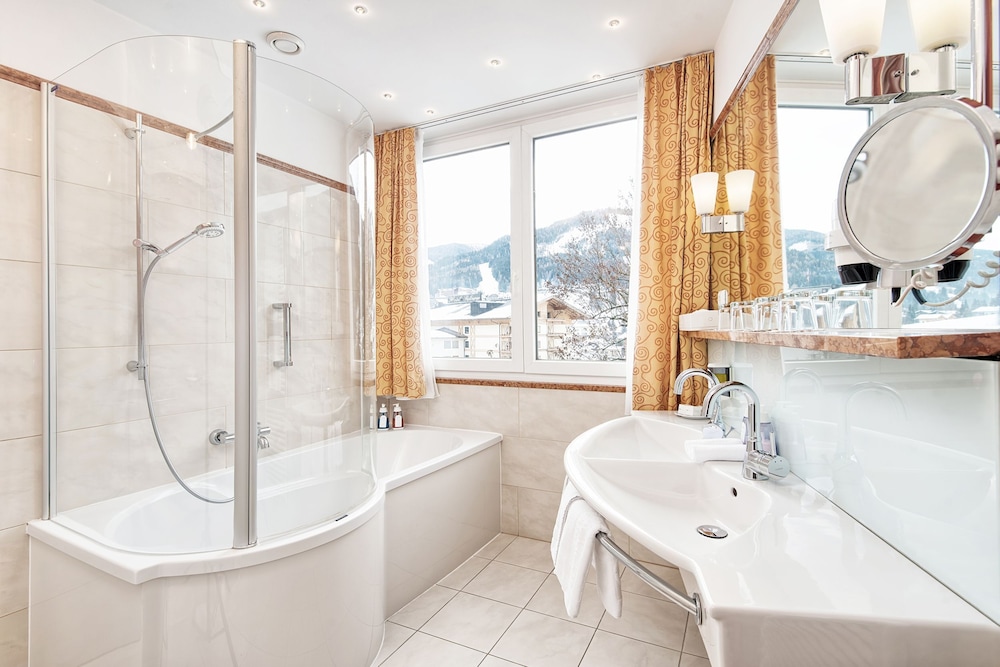Thermenhotel Ronacher Superior 49/50