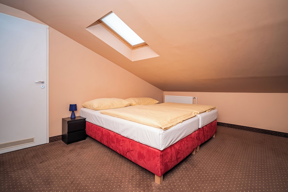 Hotel Czechia 17/48