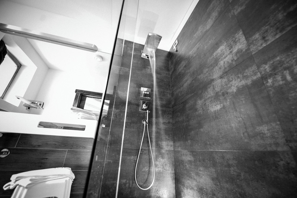 غرفة بسرير كوين، HOTEL CHALET PINETA 4/5