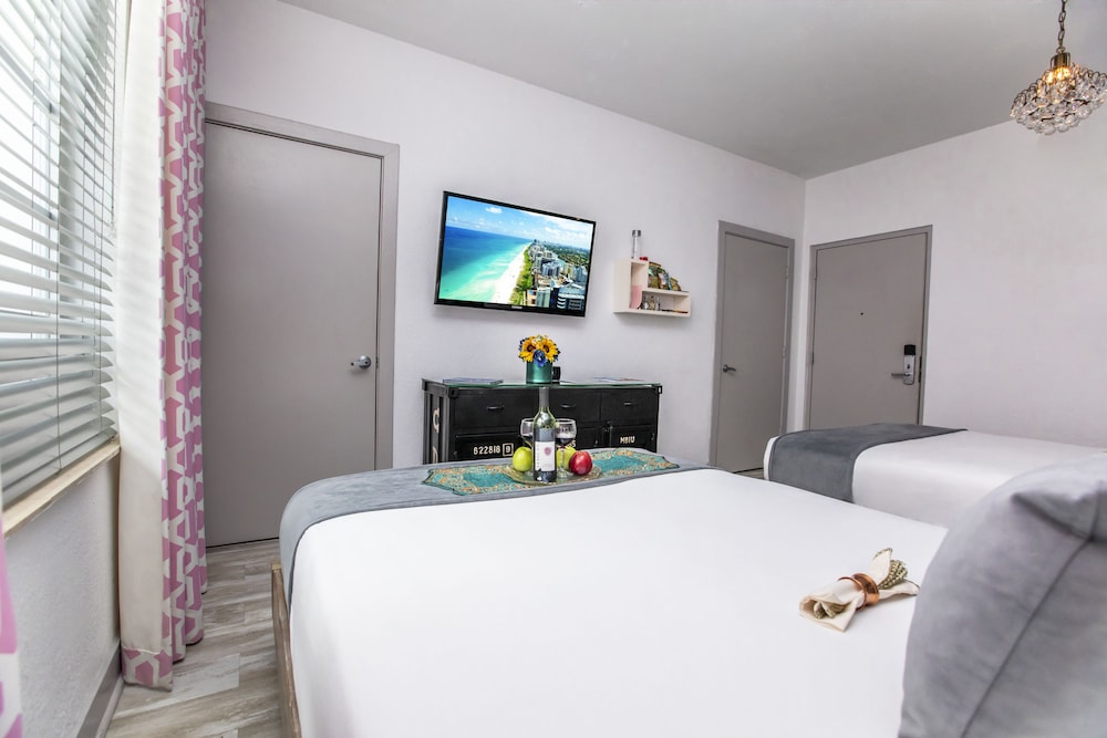Whitelaw Hotel 25/59