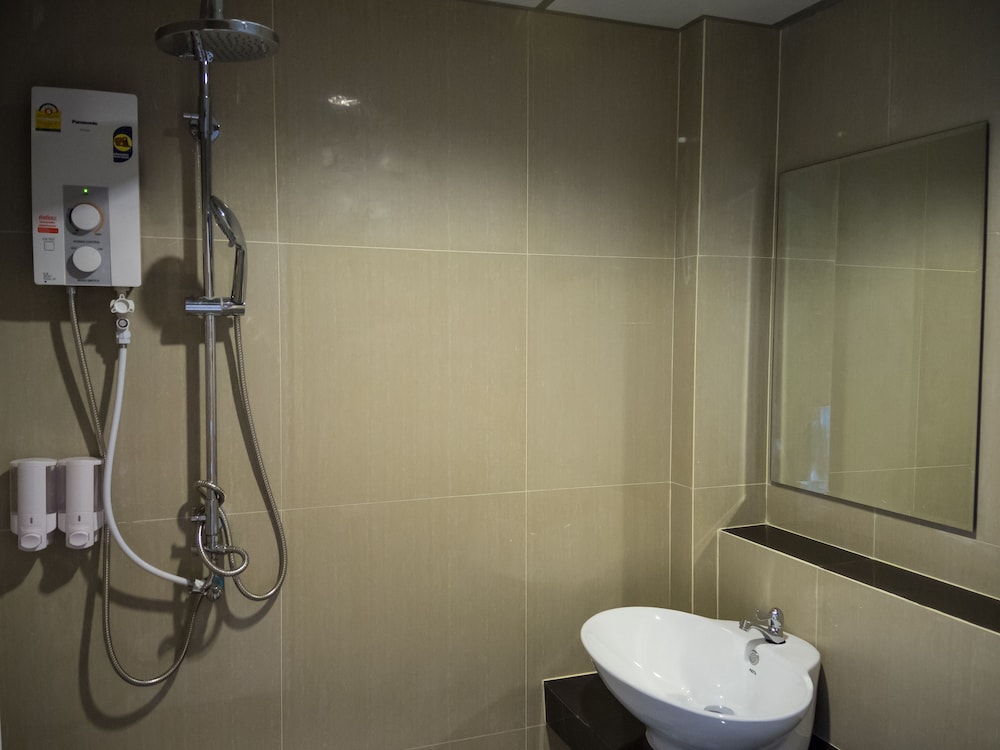 Chitra Suite 20/46