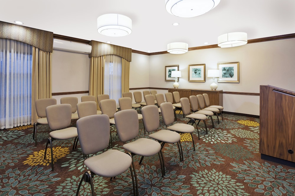 Staybridge Suites Columbia Hwy 63 I 70 40/50