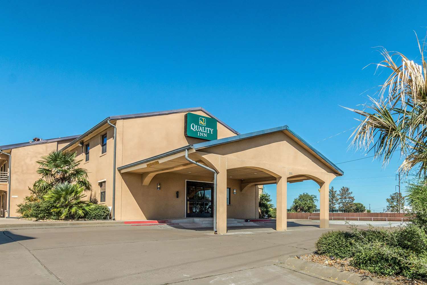 Quality Inn Corsicana, TX 3/30