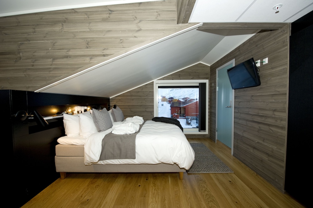 Svalbard Hotel 11/41