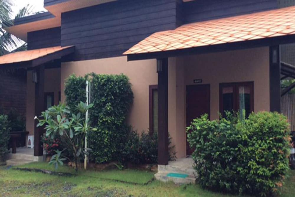 Baan Suan Rim Klong 13/63