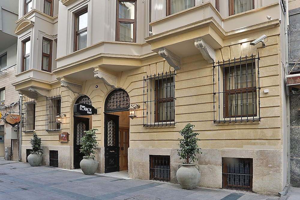 TAXIM LOUNGE HOTEL 2/58