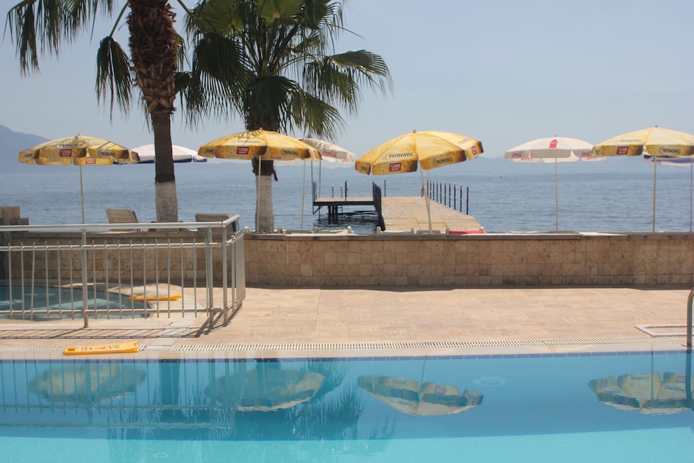 Coastlight Hotel 29/34