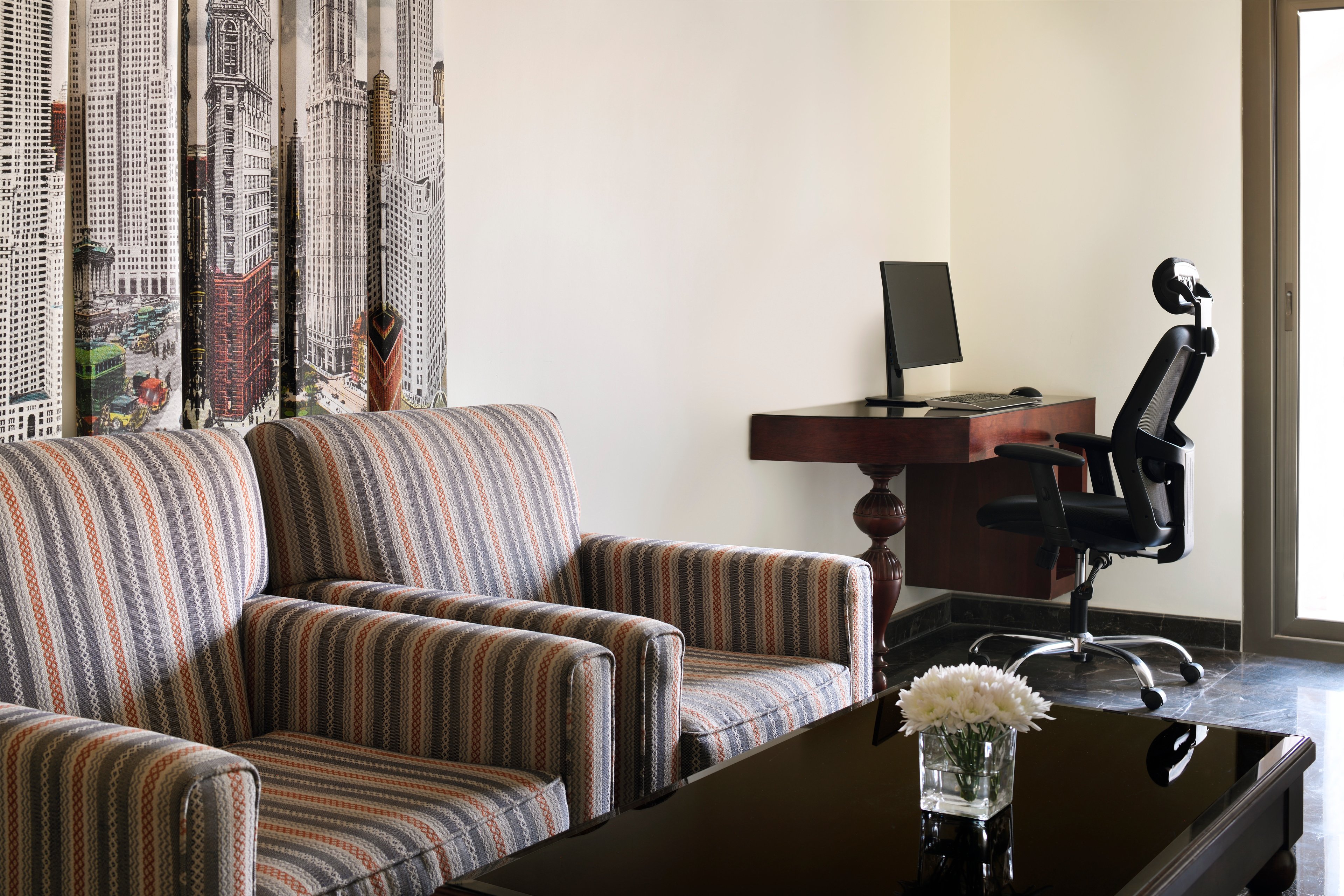 فندق كراون بلازا الرياض الواحة(Crowne Plaza Riyadh Al Waha) 28/30