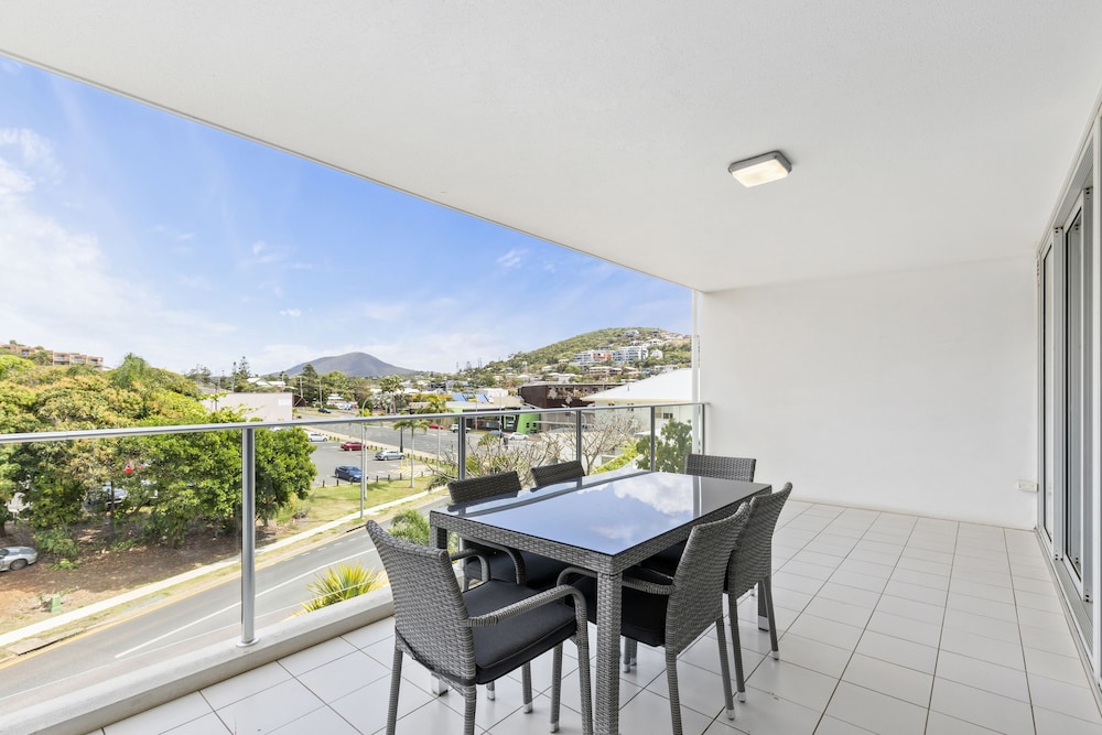 Echelon Apartments 9/42