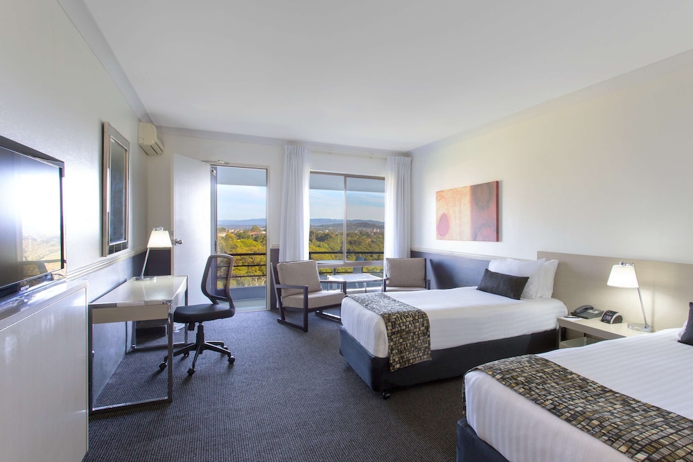 Best Western Plus Apollo International Hotel 11/44