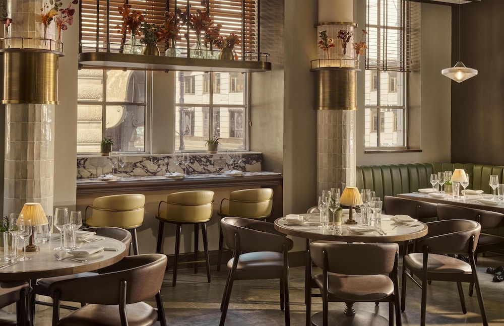 Hyatt Regency London Blackfriars 43/61