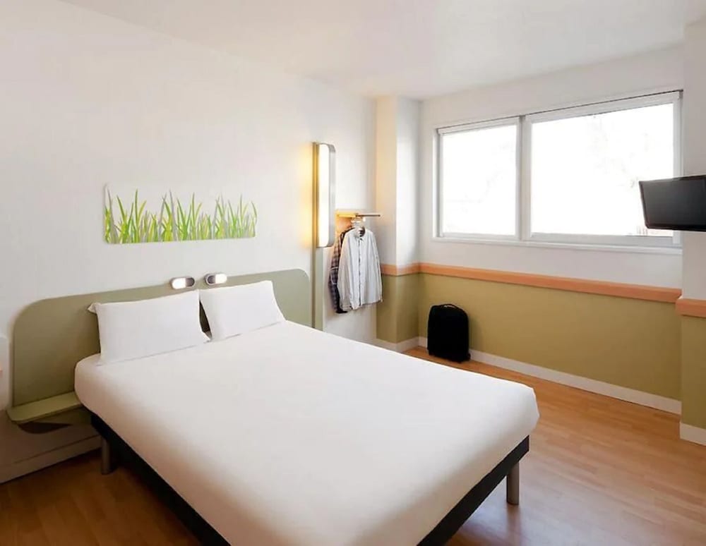 Ibis Budget Lille Marcq En Baroeul 6/26