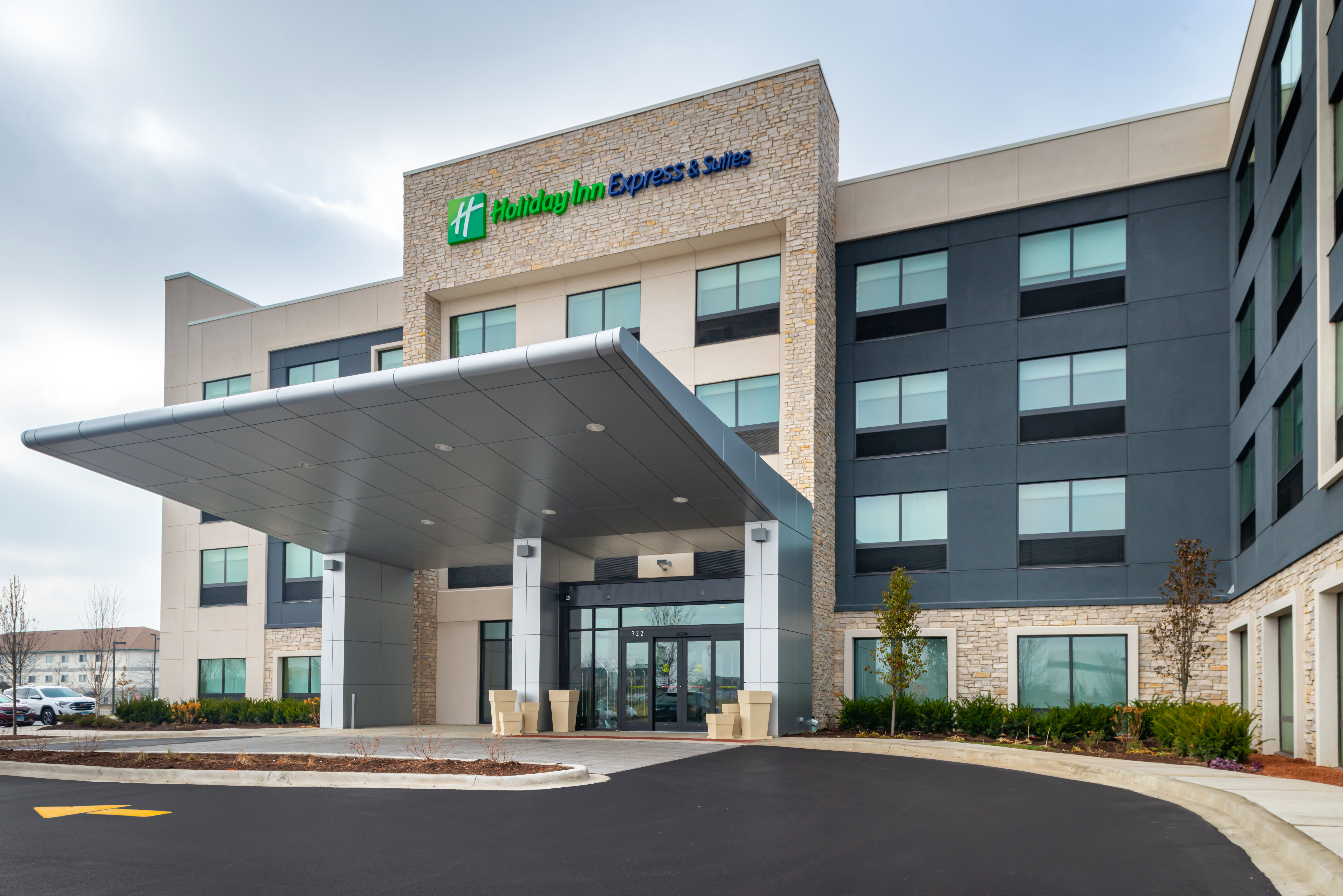 Holiday Inn Express & Suites Romeoville - Joliet North 10/68