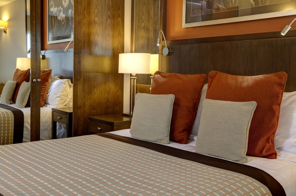 Best Western Plus Milford Hotel 13/46