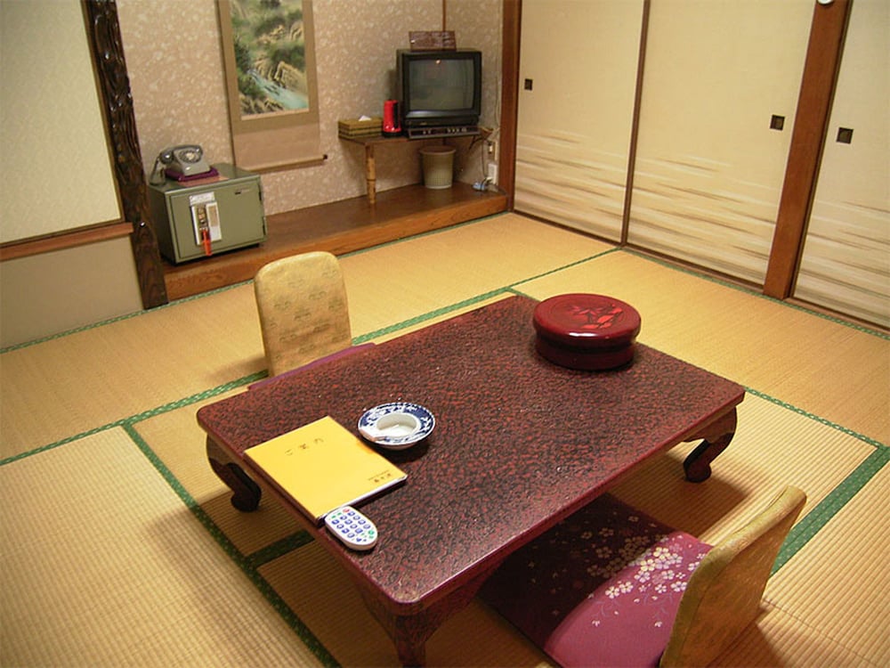 Toushijima Onsen Suzunami 38/53