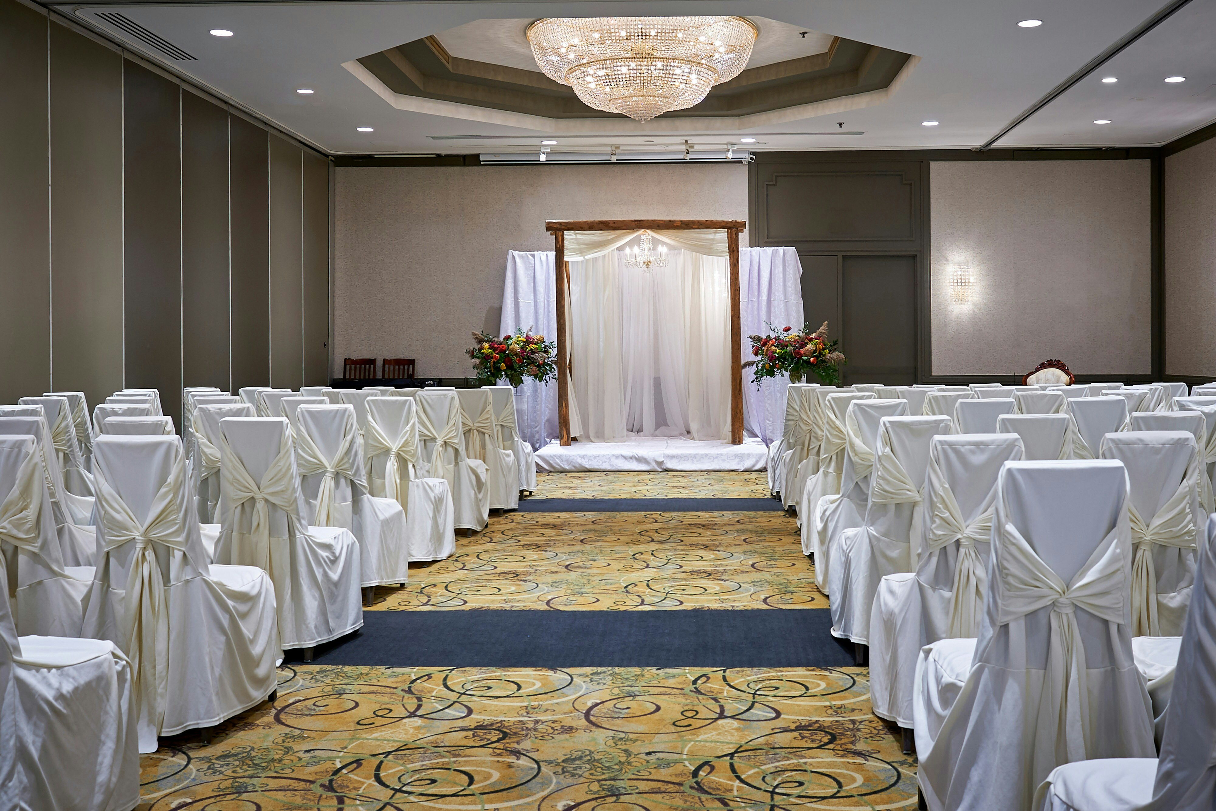 Sheraton Hamilton Hotel 38/42