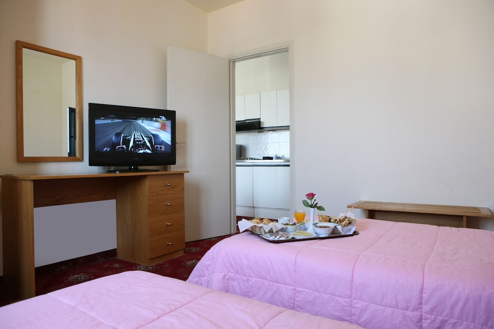 Zoukotel Hotel 16/50