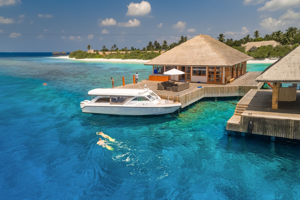 Kudafushi Resort and Spa 48/56