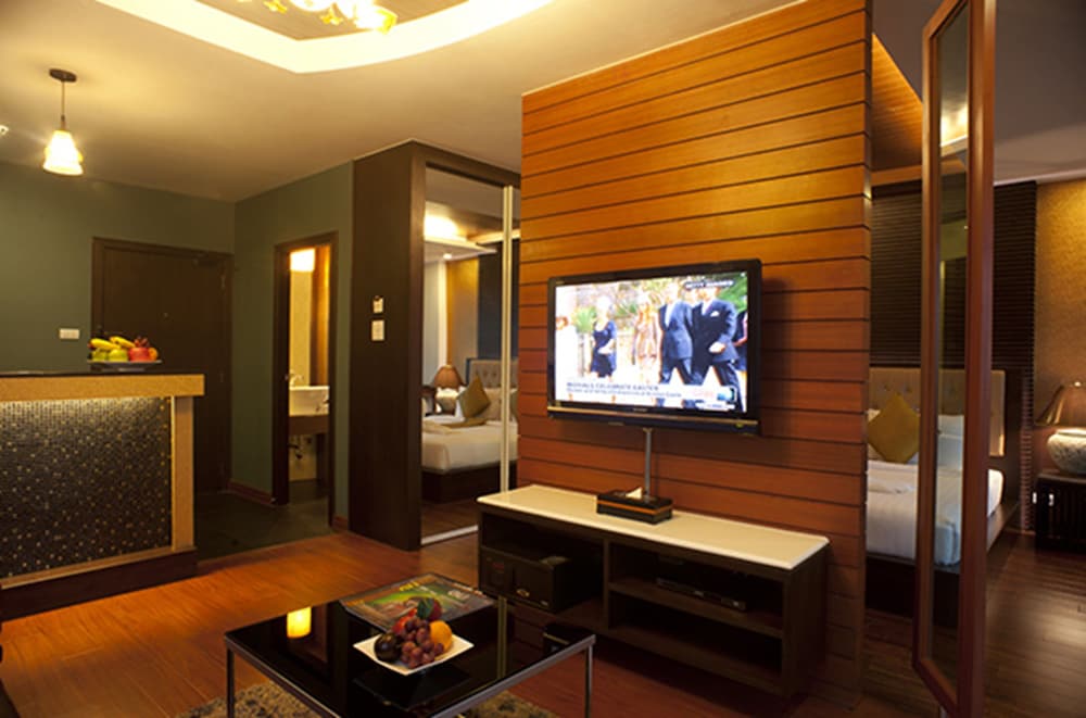 Suvarnabhumi Suite 15/66