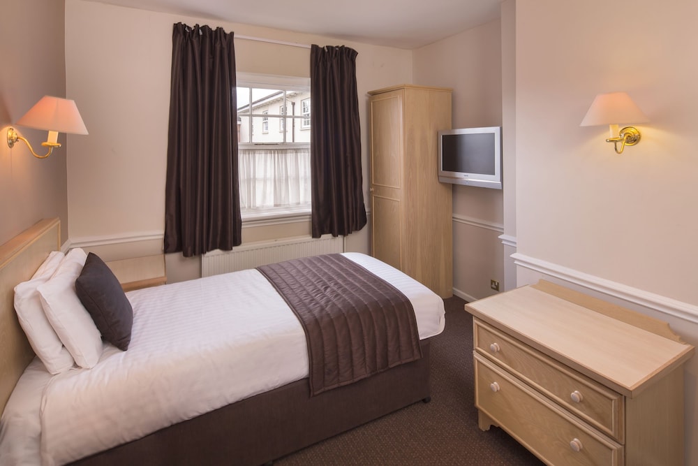 The Regency Hotel Solihull Formely Corus Solihull Hotel 33/35