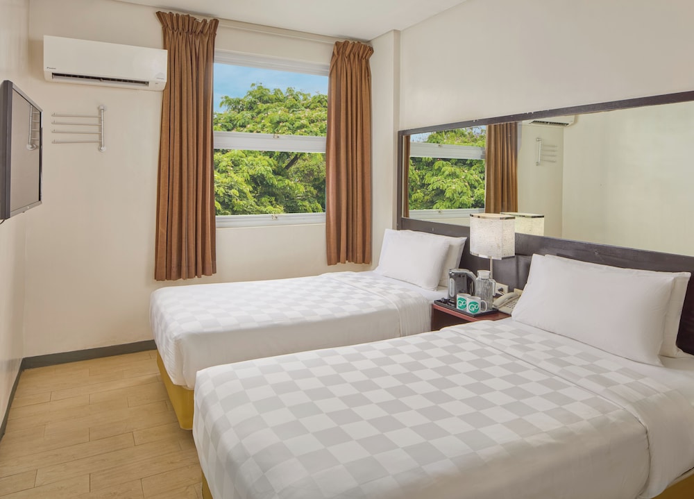 Go Hotels Puerto Princesa 16/50