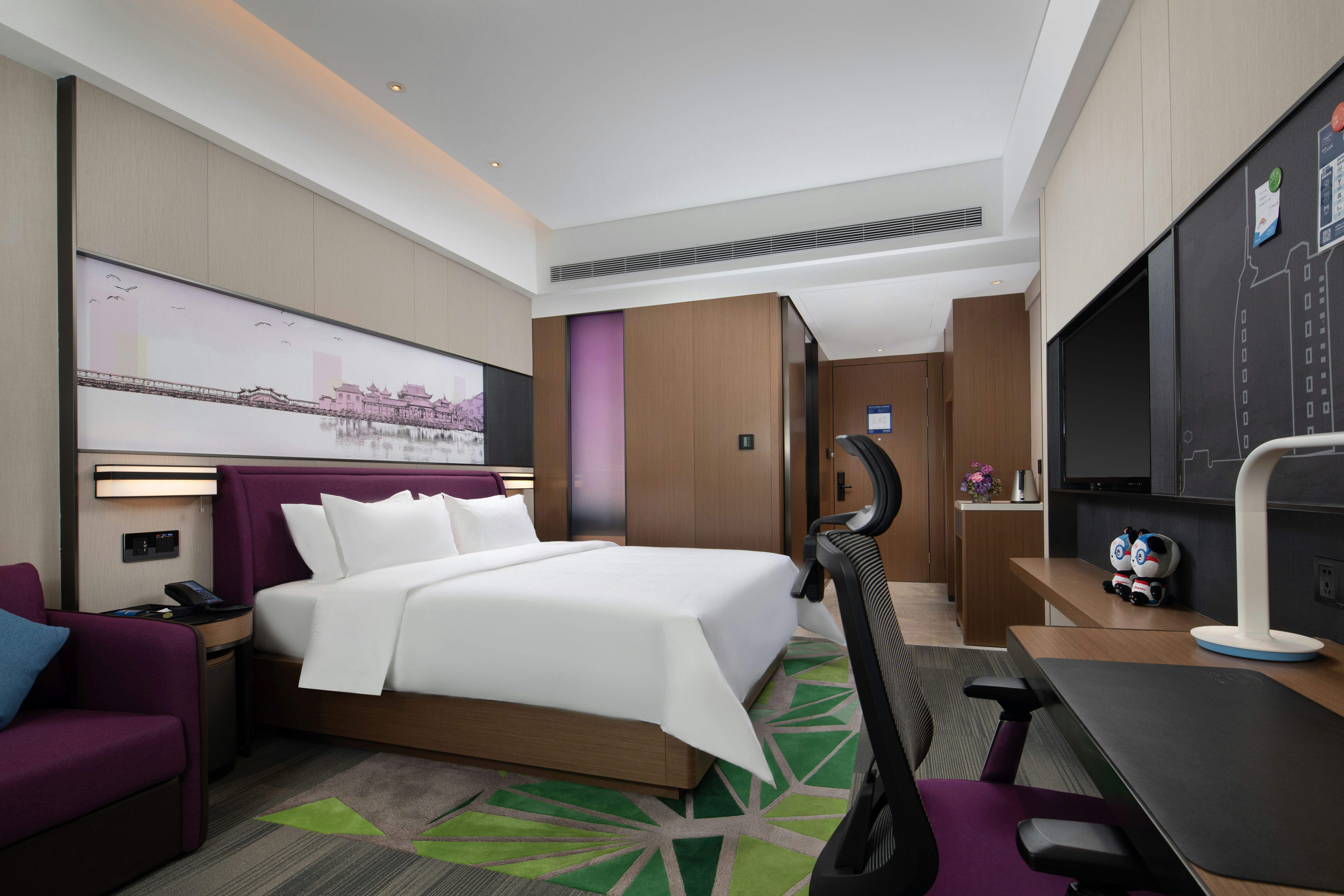 Hilton Huanpeng Hotel, Nantong High-speed Railway Station 11/16