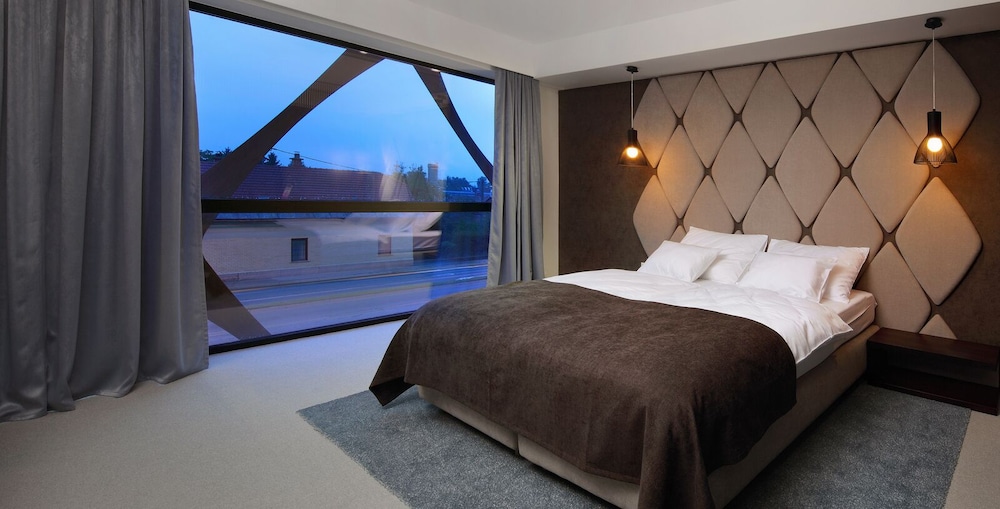 Hotel Nox 21/69