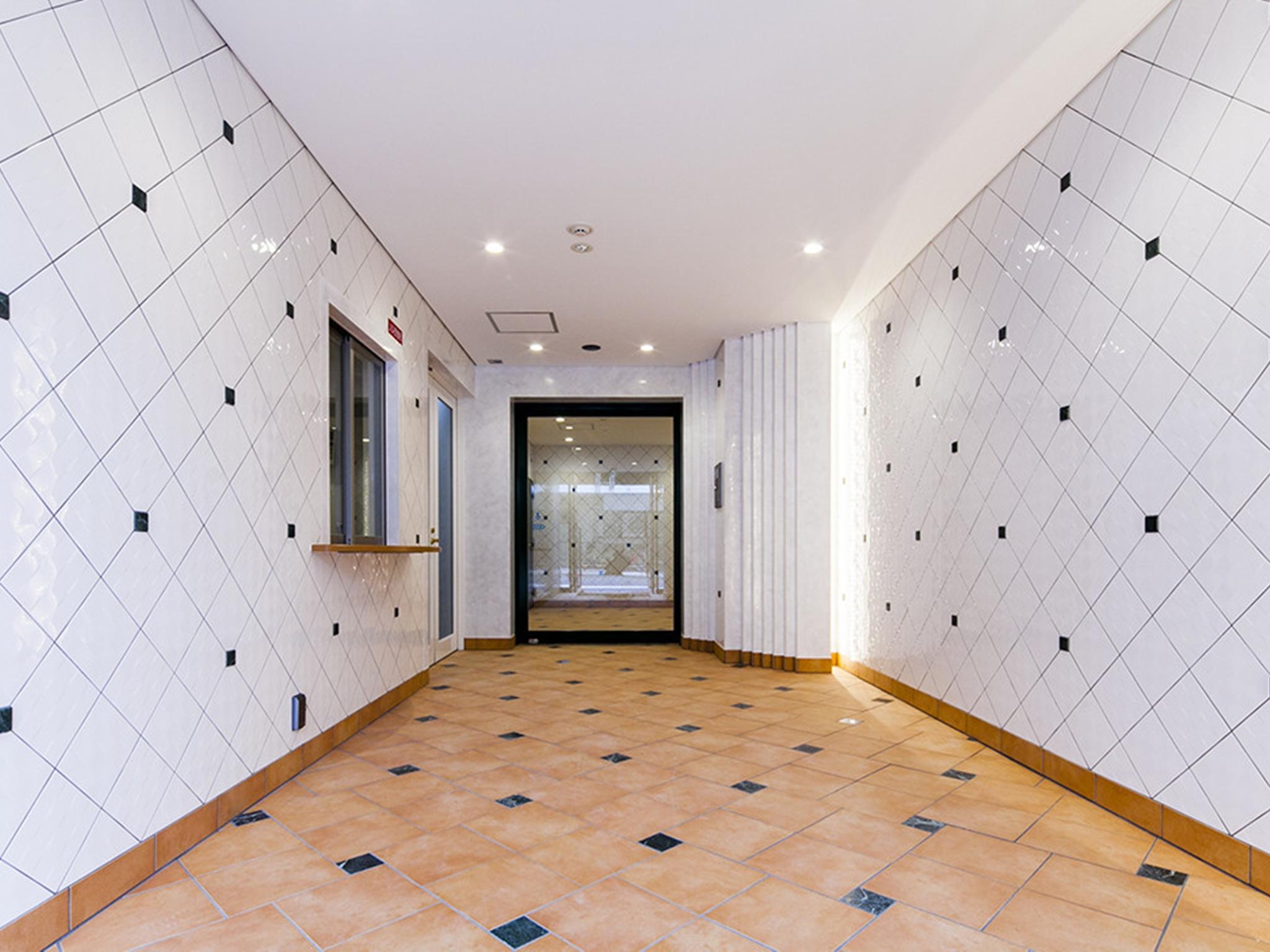 Patio Kyobashi 64/81